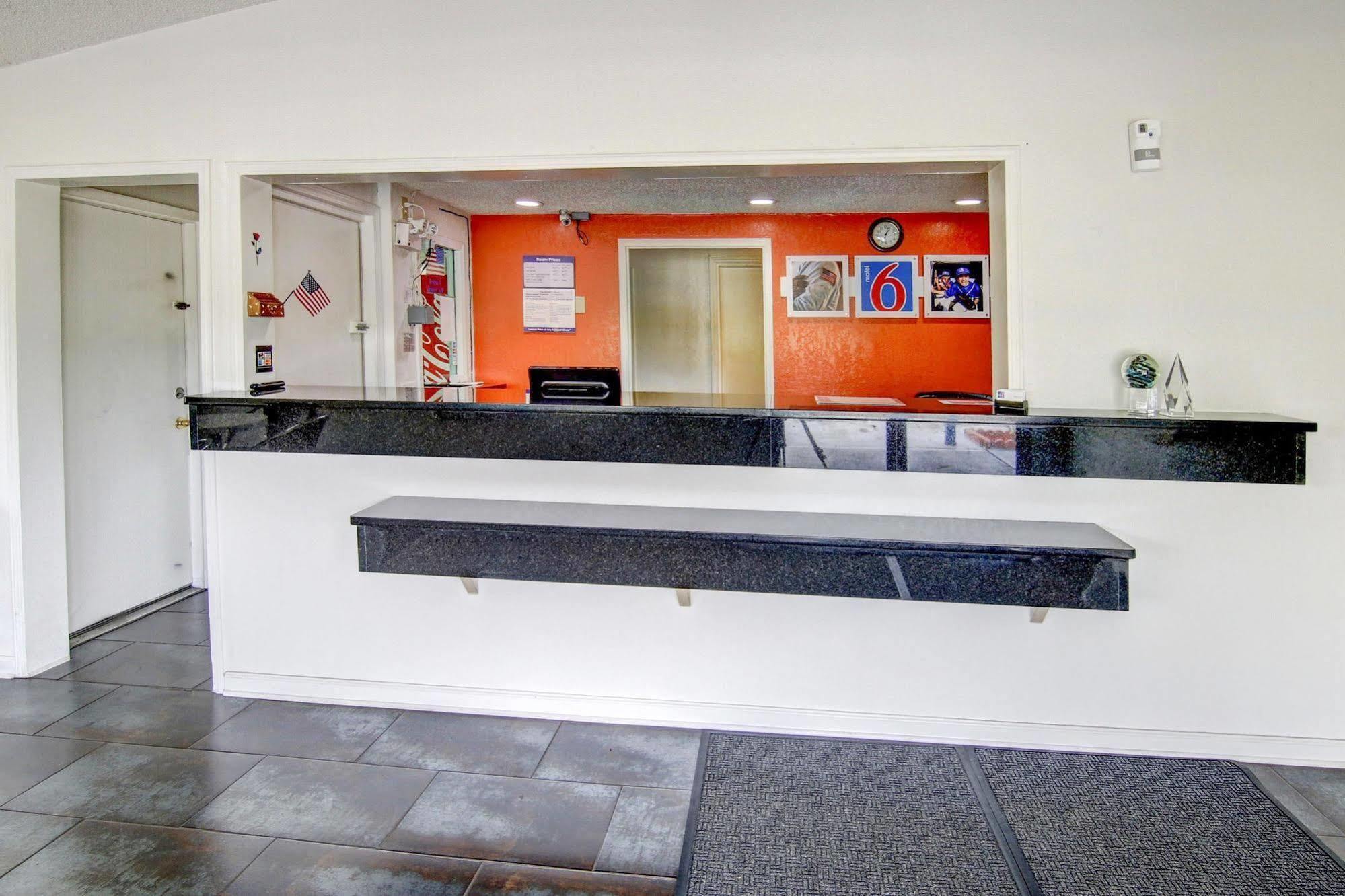 Motel 6-Union City, Ga - Atlanta Airport Екстериор снимка